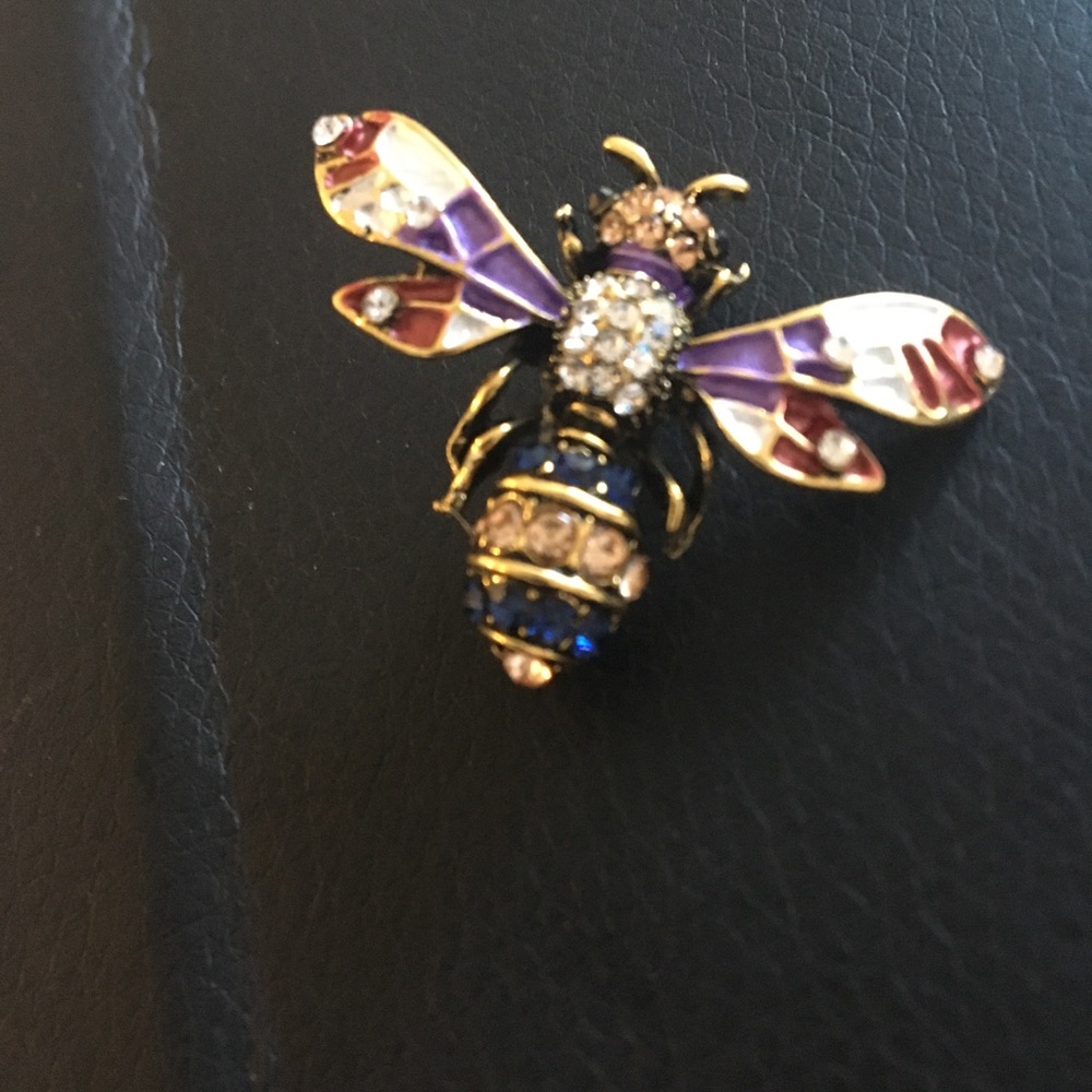 Crystal & Rhinestoned Bee Brooch W/Bag
